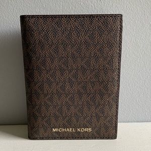 Michael Kors Bedford Travel Passport Wallet
